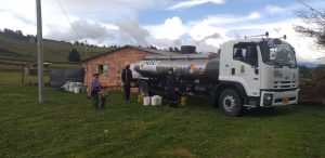 Lee más sobre el artículo La Unidad Administrativa Especial de Gestión del Riesgo de Desastres de Boyacá sigue apoyando a los municipios del Departamento con el Carrotanque que transporta agua potable