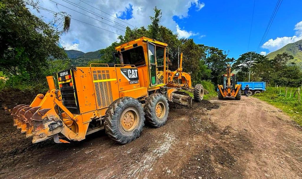 Avanzan las obras de pavimentación en la vía entre Labranzagrande y Yopal (El Morro)